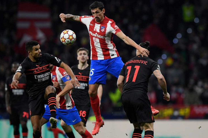 Sebaliknya, Atletico tampil relatif tumpul dan hanya menciptakan enam peluang yang dua di antaranya bisa diamankan oleh kiper Milan Ciprian Tatarusanu.