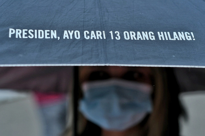 Sudah 706 kali, para aktivis, korban, dan keluarga menuntut tanggung jawab negara dalam menuntaskan kasus pelanggaran HAM berat di Indonesia.