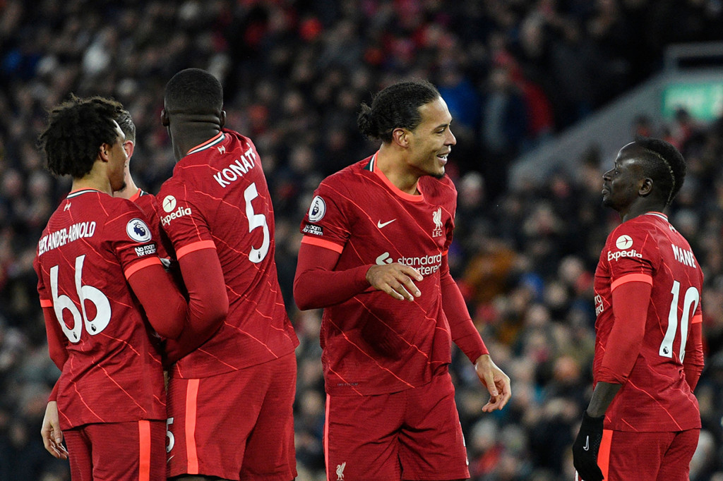 Liverpool tampil mantap saat menjamu Southampton dengan kemenangan 4-0 pada pekan ke-13 Liga Inggris 2021-2022. 