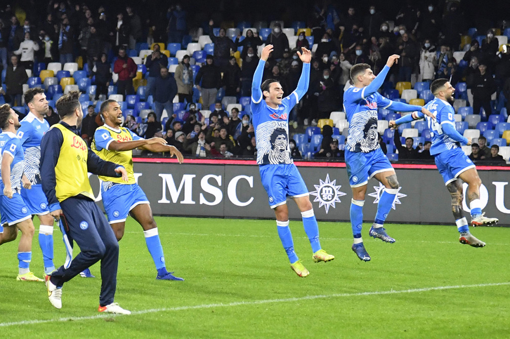 Menjamu Lazio di Stadion Diego Armando Maradona, Naples, Senin, 29 November 2021, dini hari WIB, II Partenopei menang 4-0 tanpa balas.