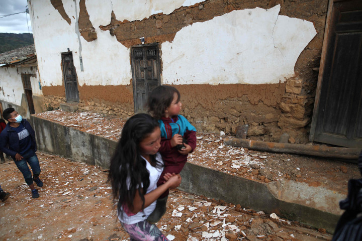 Puluhan Bangunan Rusak Akibat Gempa M 7,5 di Peru