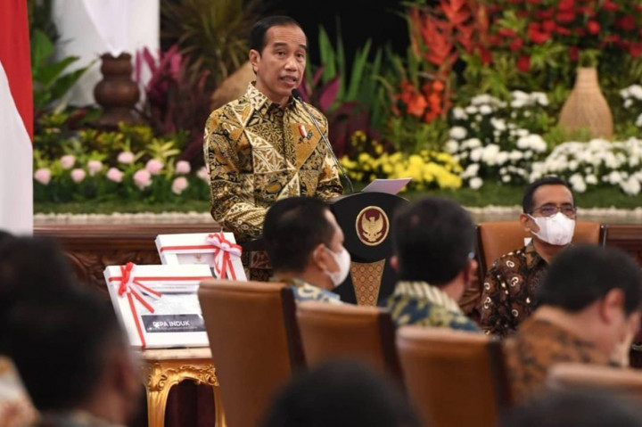 Dalam sambutannya, Jokowi mengingatkan semua harus tetap waspada karena pandemi belum berakhir, dan di tahun 2022 pandemi ini masih menjadi ancaman dunia dan juga ancaman bagi Indonesia. Termasuk munculnya varian omicron yang harus menambah kewaspadaan kita.