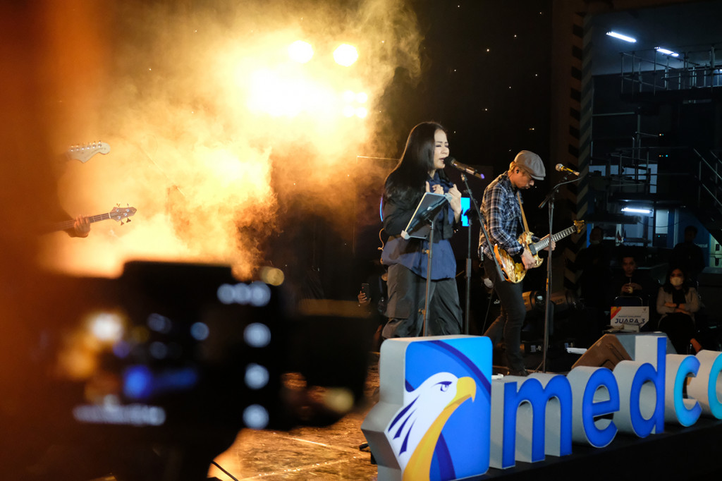 Medcom.id baru saja merayakan ulang tahun ke-empat. Perayaan yang mengusung tema Menantang Masa Depan, Menolak Zona Nyaman itu digelar di kawasan kantor Medcom, yang terletak di Kedoya, Jakarta Barat, pada Senin, 29 November 2021, dengan menghadirkan band Cokelat yang berkolaborasi dengan Astrid Sartiasari.