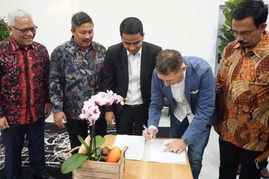 Dalam satu hari penyelenggaraan, tercatat keseluruhan kontrak pada saat event berlangsung sejumlah 13 Letter of Intent (LOI), dengan potensi penjualan sebesar Rp 105 miliar atau setara 7,33 juta dolar AS (kurs 29/11/2021 Rp 14.320 per dolar AS).