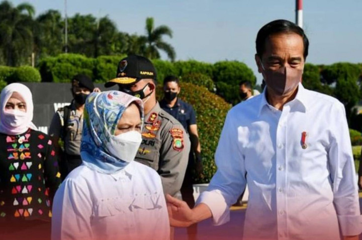 Presiden Joko Widodo beserta Ibu Negara Iriana Joko Widodo pada Kamis, 2 Desember 2021, bertolak menuju Provinsi Bali untuk melakukan kunjungan kerja.
