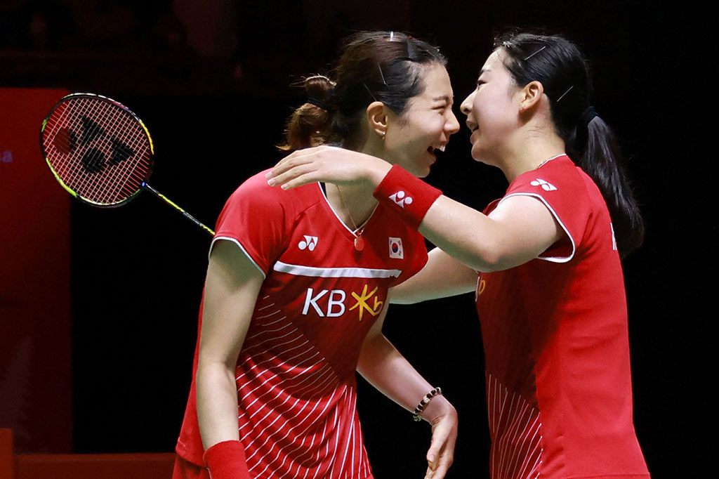 Greysia/Apriyani kalah dari pasangan Korsel dengan skor 15-21, 18-21.