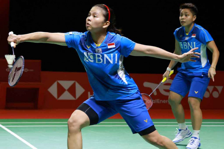 Peraih medali emas Olimpiade Tokyo ini sebenarnya berpeluang lolos ke partai puncak, namun akhirnya kehilangan gim ketiga dengan skor akhir 14-21, 21-13, 21-23.