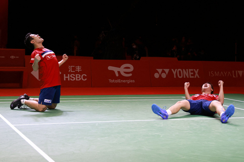 Dengan hasil ini, Indonesia dipastikan tanpa gelar juara di BWF World Tour Finals 2021.