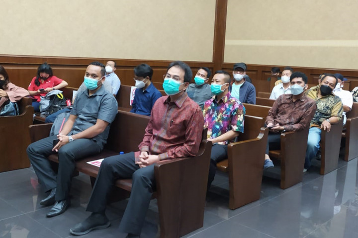 Sidang selanjutnya diteruskan dengan pembuktian pada Senin, 13 Desember 2021. Hakim mempersilahkan tim jaksa penuntut umum (JPU) pada Komisi Pemberantasan Korupsi (KPK) mendatangkan saksi dalam kasus ini ke persidangan.