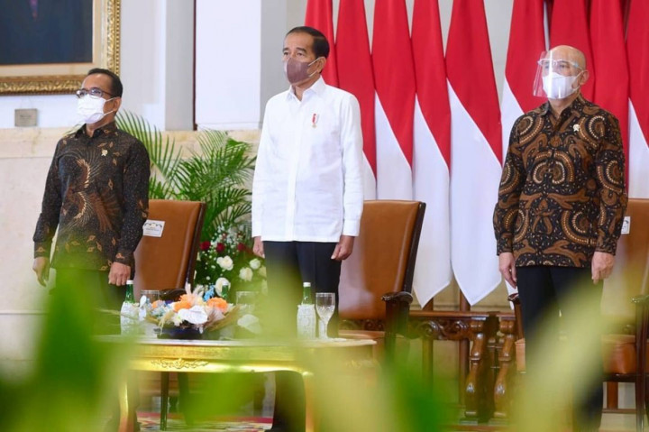Jokowi Ajak Alumni GMNI Jaga Kedaulatan Menangkan Kompetisi
