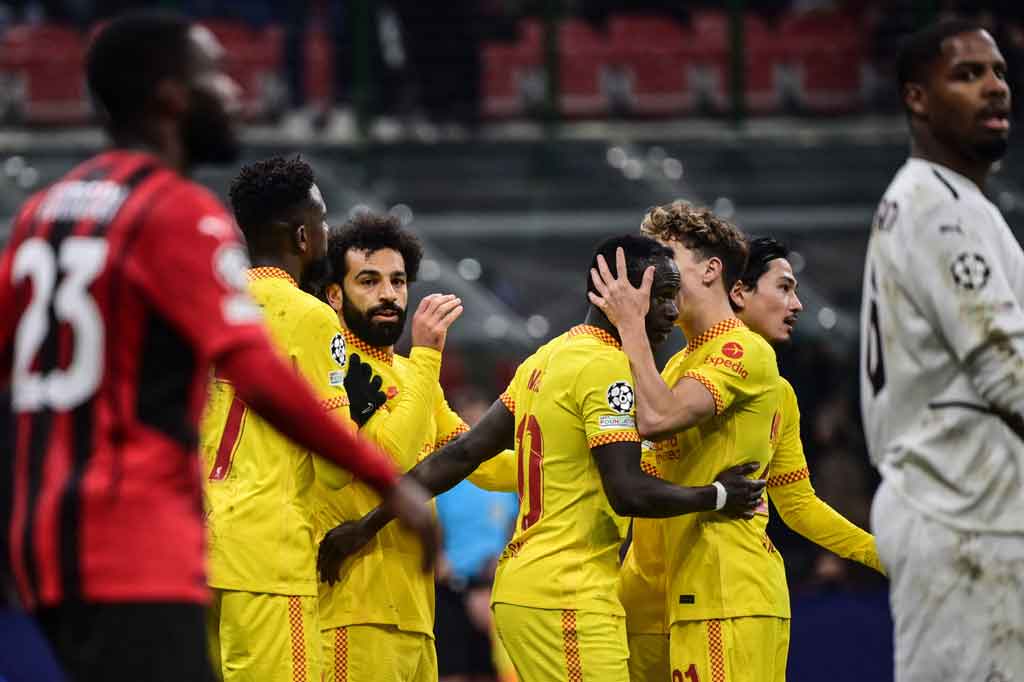 Liverpool menyamakan kedudukan pada menit ke-36 lewat tendangan keras Mohamed Salah dari jarak dekat yang tidak bisa dihentikan kiper Mike Maignan. Kedudukan menjadi 1-1.