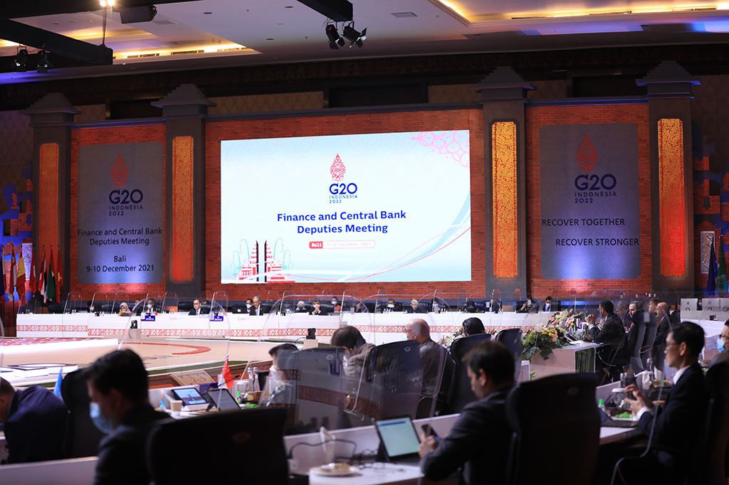 Pertemuan tersebut digelar di Bali Nusa Dua Convention Center, hari ini, Kamis, 9 Desember 2021 dengan dihadiri oleh 39 delegasi dari berbagai negara.