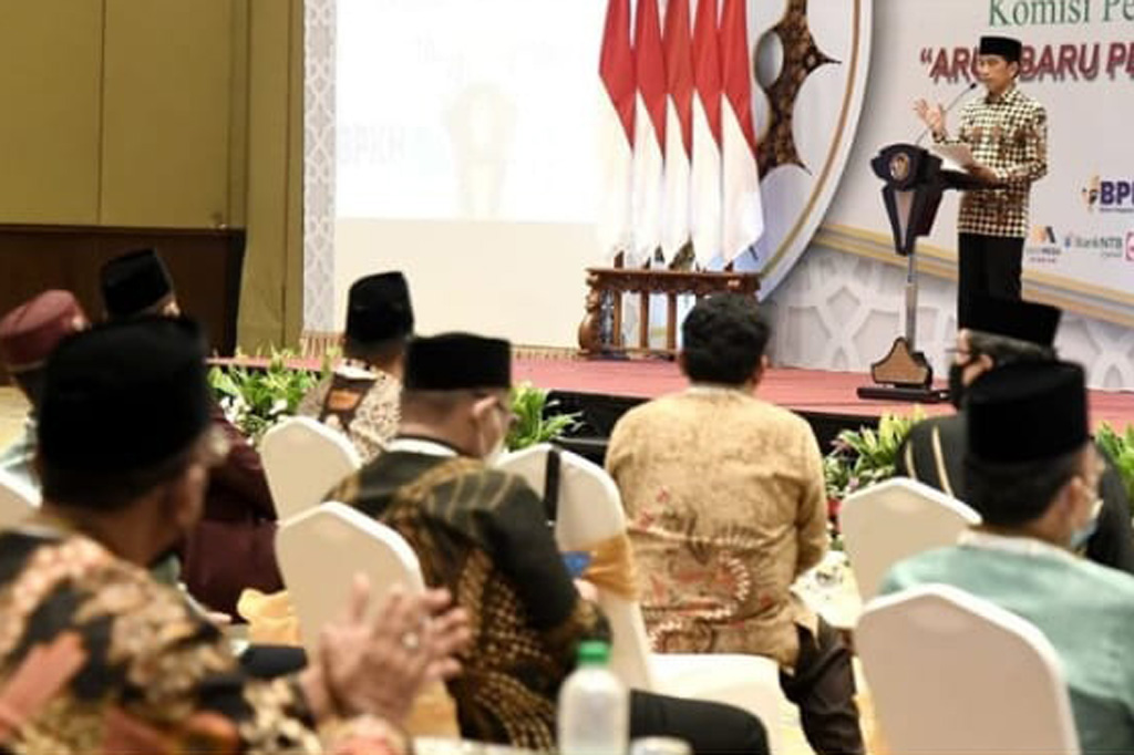 Presiden Jokowi memperkirakan perkembangan ekonomi syariah Indonesia dalam 6-7 tahun akan semakin berkembang karena didukung dengan jumlah penduduk muslim yang besar. 