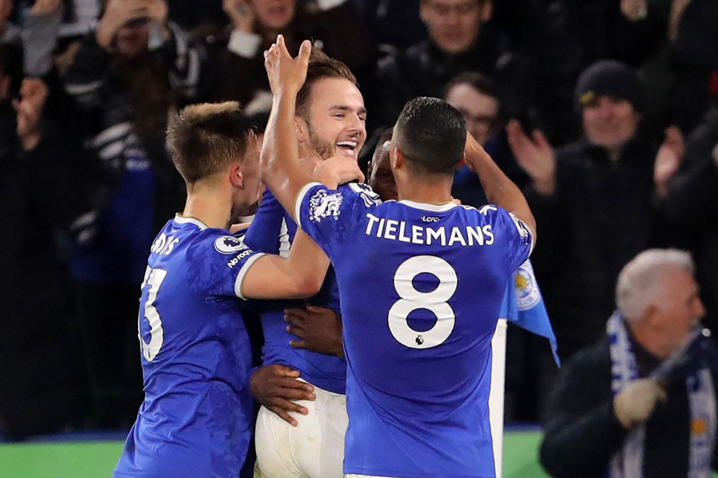 Leicester City mengamankan kemenangan besar saat menjamu Newcastle United dalam laga pekan ke-16 Liga Primer Inggris. Bertanding di Stadion King Power, Minggu, 12 Desember 2021, malam, Leicester menggulung Newcastle 4-0.