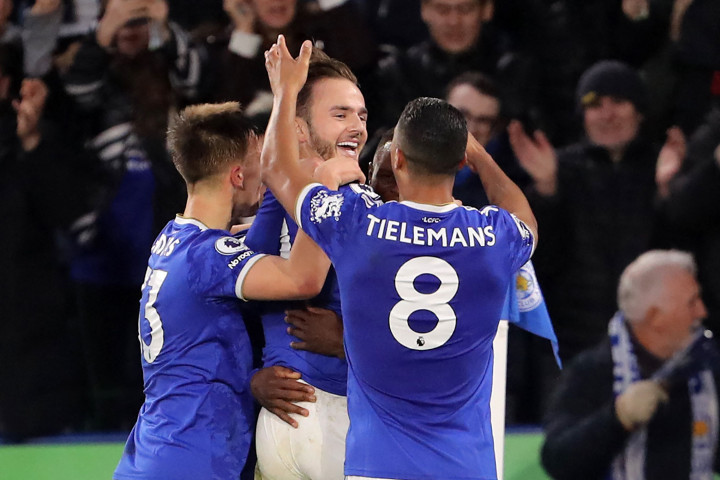Leicester City mengamankan kemenangan besar saat menjamu Newcastle United dalam laga pekan ke-16 Liga Primer Inggris. Bertanding di Stadion King Power, Minggu, 12 Desember 2021, malam, Leicester menggulung Newcastle 4-0.