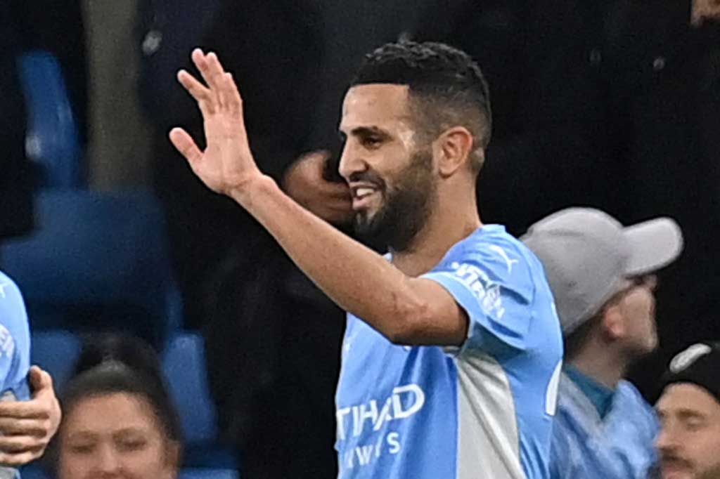 Empat menit memasuki babak kedua, Riyad Mahrez mencetak gol keempat City setelah melakukan aksi tusukan sebelum melepaskan tembakan yang sempat berbelok terkena badan Junior Firpo sehingga mengecoh Meslier.
