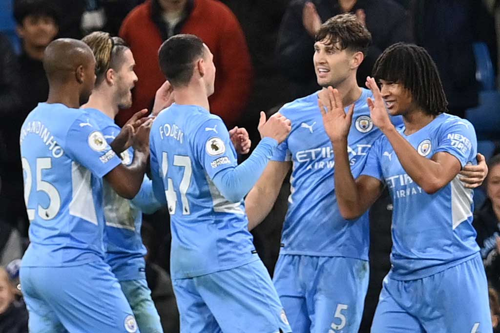 Empat menit kemudian, Nathan Ake mencetak gol ketujuh City dengan menyundul umpan sepak pojok kiriman Foden dan skor 7-0 itu bertahan hingga bubaran.