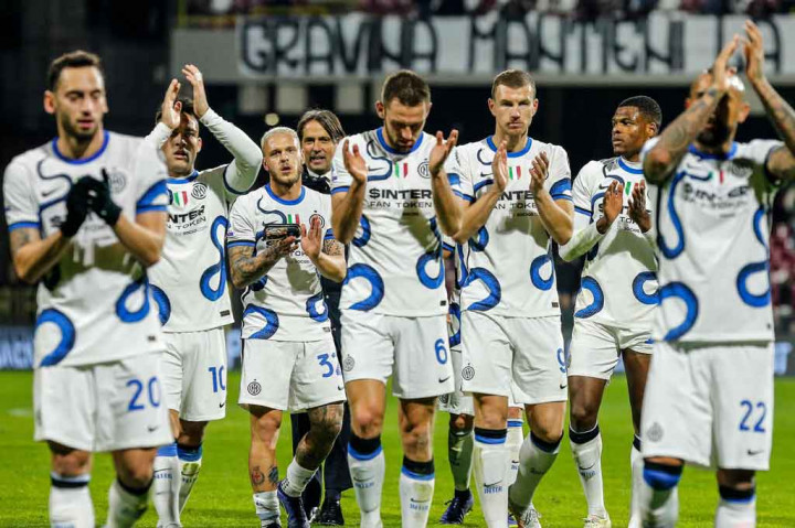 Kemenangan besar ini membuat Nerazzurri kukuh di puncak klasemen dengan 43 poin, berselisih empat poin atas AC Milan yang berada di peringkat kedua. Sementara Salernitana di urutan buncit dengan delapan poin.