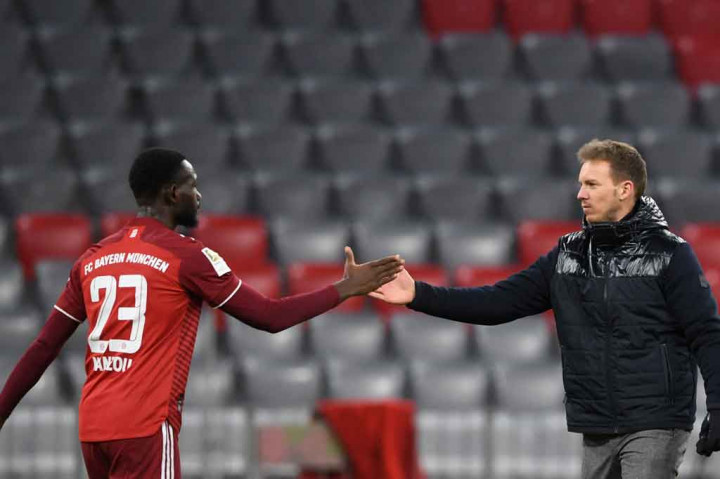 Dengan hasil tersebut Muenchen kukuh di puncak klasemen sementara dengan 43 poin dari 17 pertandingan, unggul sembilan poin atas Borussia Dortmund. Sementara Die Wolfe turun ke urutan 12 dengan 20 poin. 