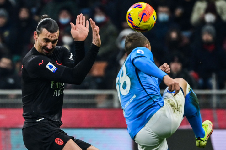 Pertandingan ini berlangsung dengan alot. Namun secara umum Napoli mengusai jalannya pertandingan.