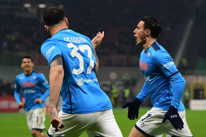 Gol dari Napoli dicetak oleh Eljif Elmas.