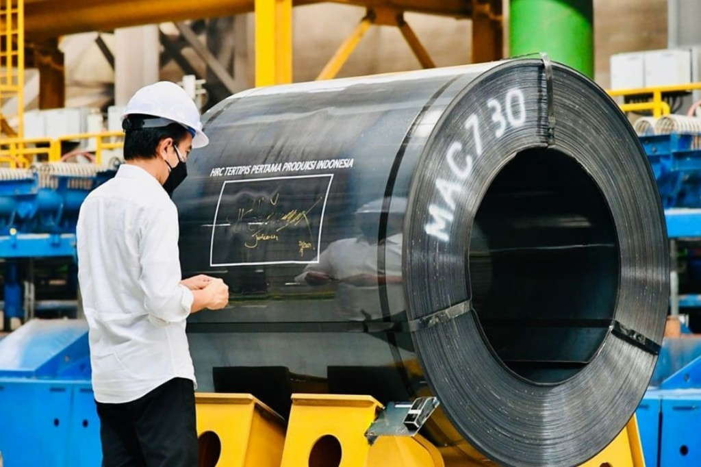 Pada 21 September 2021 Presiden Joko Widodo meresmikan Pabrik  Industri Baja Hot Strip Mill 2 milik PT Krakatau Steel (Persero) Tbk. di Kota Cilegon Provinsi Banten. Jokowi mengatakan, pabrik tersebut menggunakan teknologi modern dan terbaru di industri baja. Foto: BPMI Setpres
