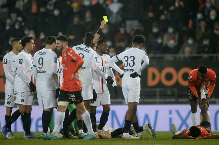 PSG berusaha keras untuk menyamakan kedudukan, tetapi yang terjadi justru mereka harus kehilangan Sergio Ramos yang mendapat kartu kuning kedua pada menit ke-85, hanya empat menit setelah mantan kapten Real Madrid itu menerima kartu kuning pertamanya.