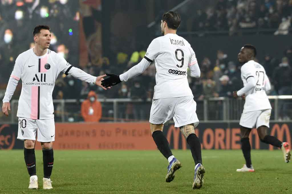 Kendati harus menuntaskan laga dalam keadaan timpang, hal itu tak mematahkan semangat juang para pemain PSG yang memetik hasilnya pada menit pertama injury time saat Mauro Icardi mencetak gol penyama kedudukan.