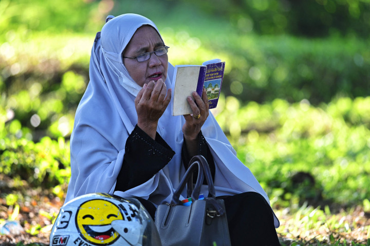 Gempa bumi berkekuatan 9,2 SR di Samudera Hindia yang diikuti gelombang tsunami pada Minggu 26 Desember 2004 atau 17 tahun lalu mengakibatkan ratusan ribu korban jiwa di 13 negara yang terdampak. 