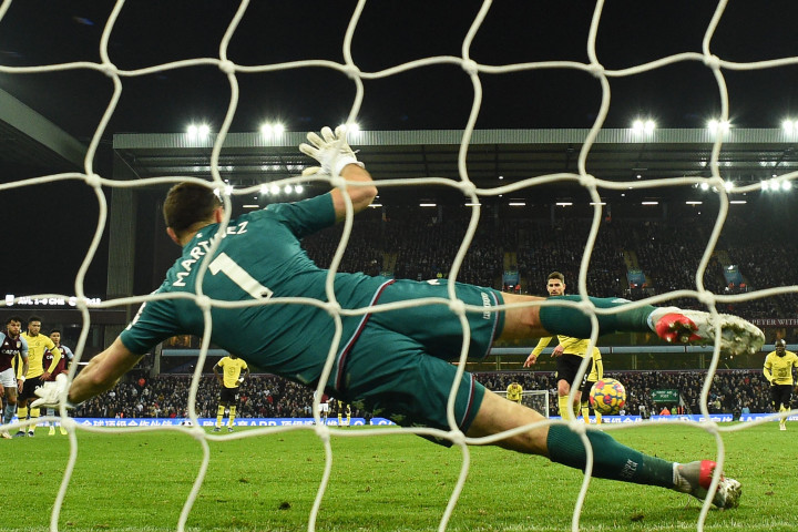 Namun gol-gol dari Jorginho (34', 90+3') dan Romelu Lukaku (56') sukses membalikkan keadaan.