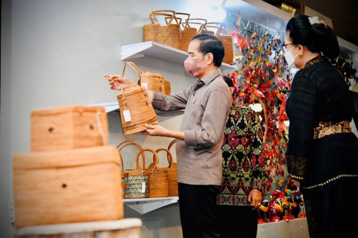 Presiden menilai produk yang dihasilkan oleh IKM Bali memiliki kualitas yang sangat baik.