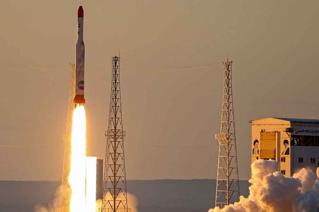 Iran, Kamis, 29 Desember 2021, mengumumkan telah melakukan peluncuran luar angkasa baru, dalam sebuah langkah yang kemungkinan akan membuat jengkel negara-negara Barat di tengah pembicaraan sulit untuk menghidupkan kembali kesepakatan nuklir 2015.