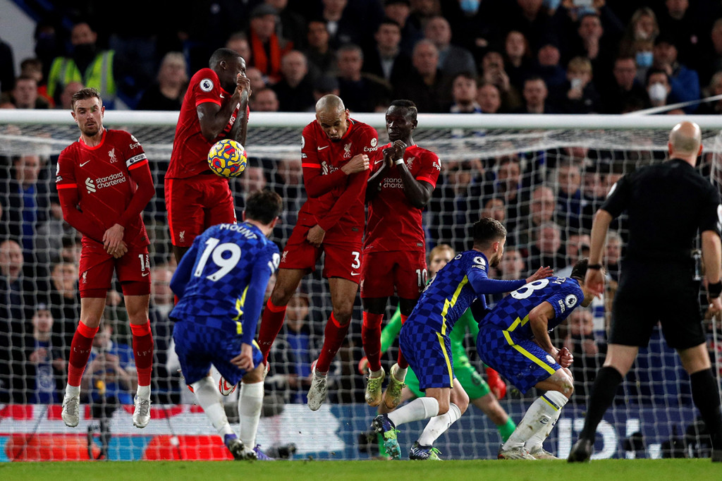 Seluruh gol di pertandingan ini tercipta di babak pertama yang berlangsung sangat seru.