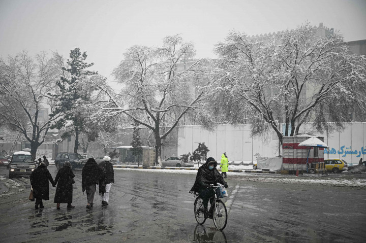 Namun, beberapa kecelakaan lalu lintas juga terjadi akibat hujan salju. 