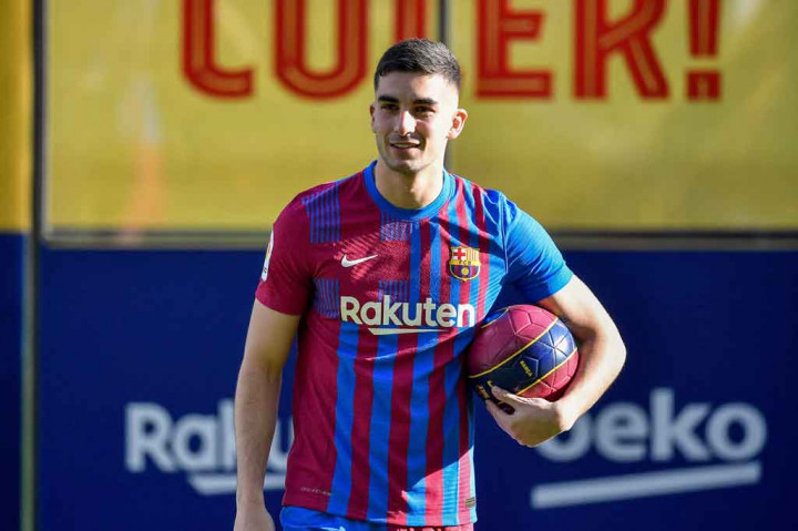 Ferran Torres dan Pedri adalah dua pemain Barcelona terbaru yang positif covid-19. Sebelumnya, sebanyak 10 pemain Blaugrana telah dinyatakan positif covid-19.