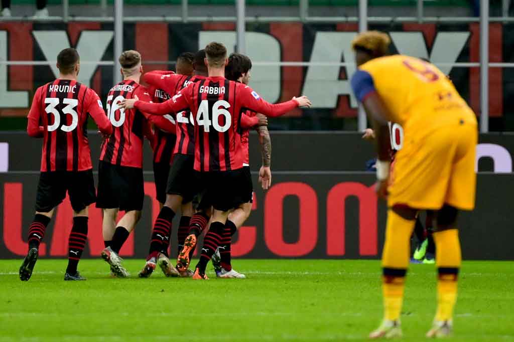 Keunggulan Milan bertambah pada menit ke-17 lewat sepakan Junior Messias yang menyambar bola muntah hasil tendangan Giroud yang sempat memantul dari tiang gawang.