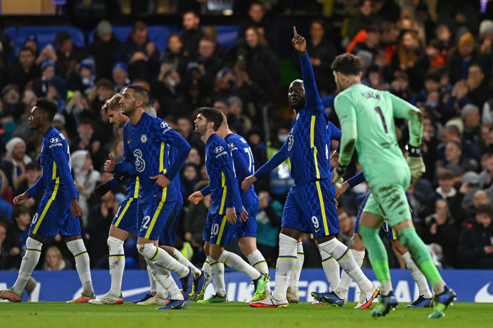 Chelsea melenggang mulus ke putaran keempat Piala FA melewati tim divisi kelima Chesterfield dengan kemenangan telak 5-1.