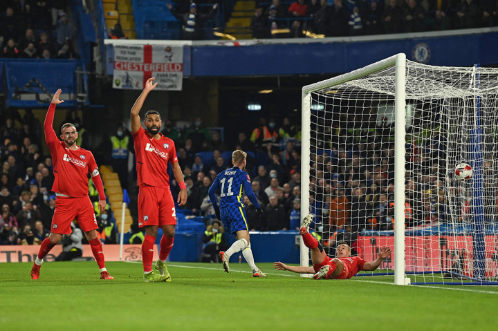 Ini adalah kali pertama Chelsea mampu mencetak lima gol dalam pertandingan Piala FA sejak Februari 2016, ketika mereka menang 5-1 atas Manchester City.