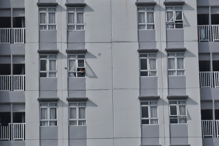 Menurut Juru Bicara Pemerintah untuk penanganan Covid-19, bed occupancy rate (BOR) di tower 5 dan 6 mencapai 53,82 persen. 