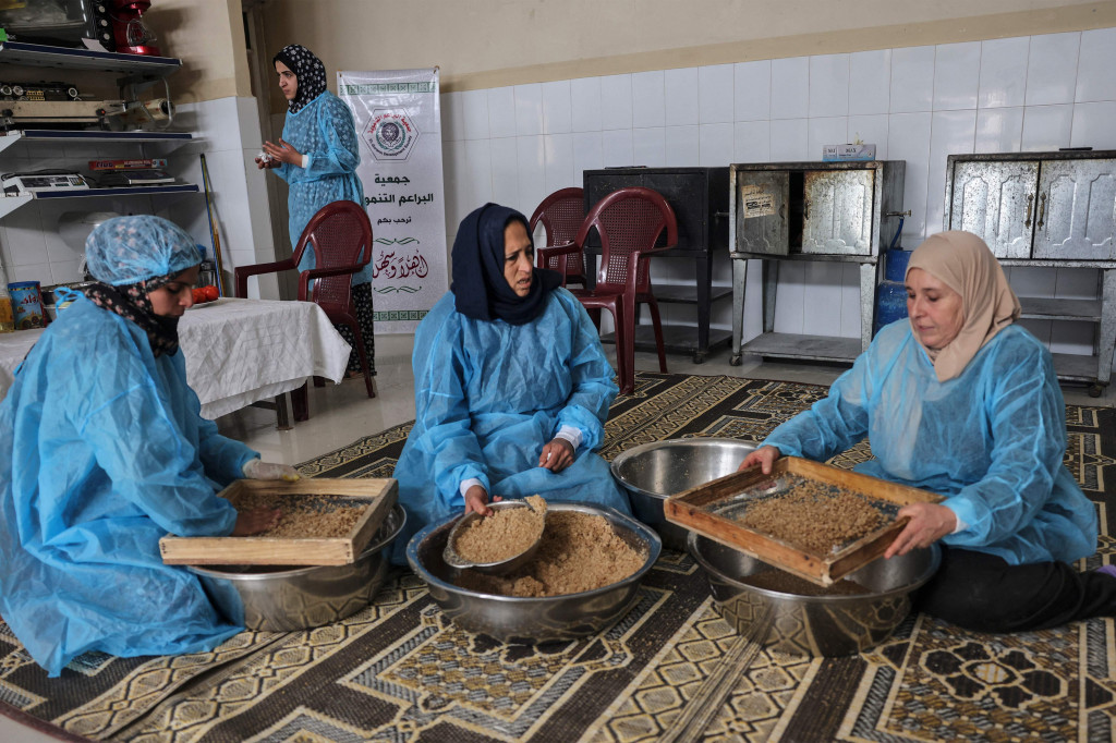 Saat musim dingin di Palestina, maftoul menjadi hidangan yang sangat dicari.