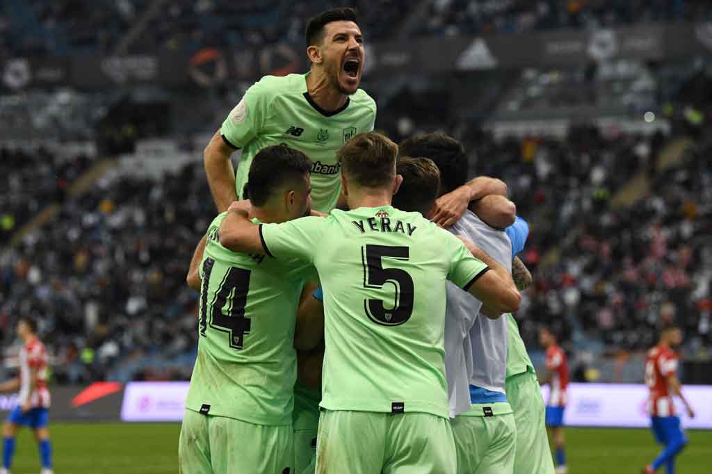 Bilbao secara luar biasa membalikkan keunggulan pada menit ke-80 saat sepak pojok Dani Garcia disambar Nico William dengan kaki kirinya ke pojok kiri bawah gawang Oblak.