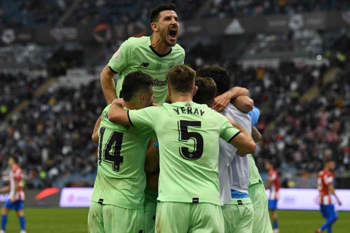 Bilbao secara luar biasa membalikkan keunggulan pada menit ke-80 saat sepak pojok Dani Garcia disambar Nico William dengan kaki kirinya ke pojok kiri bawah gawang Oblak.