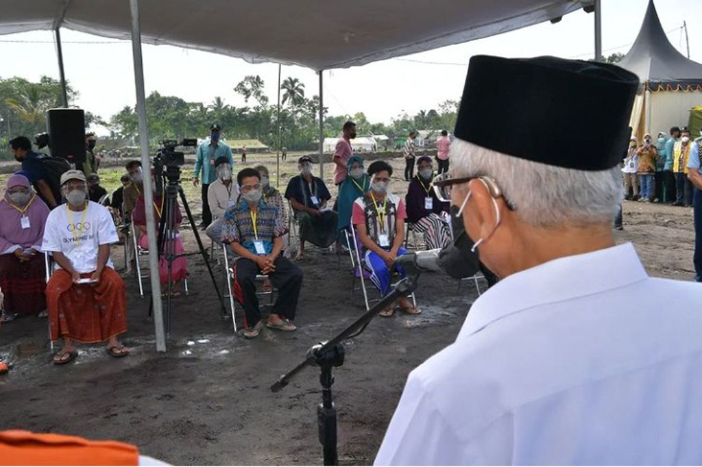 Menurut rencana, Pemerintah akan membangun 1.951 unit hunian sementara di atas lahan seluas 81 hektare bagi masyarakat terdampak erupsi Gunung Semeru. Selain itu, di kawasan huntara akan dibangun sejumlah fasilitas publik seperti pasar, masjid dan sarana olahraga.