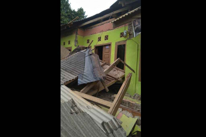 Beberapa Rumah Warga Pandeglang Rusak akibat Gempa M 6,7 Banten