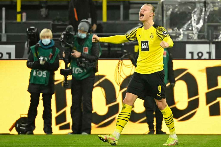 Haaland kemudian mencetak gol keduanya pada menit ke-75, yang juga golnya yang ke-55 dalam 56 pertandingan Bundesliga. Skor berubah menjadi 4-1.