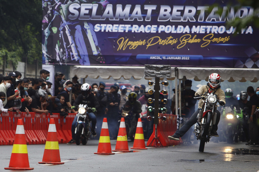 Ajang Street Race yang diikuti 350 peserta tersebut diharapkan dapat mengubah stigma negatif terhadap balap liar sekaligus menghilangkan aksi balap liar yang ada di Jakarta. 