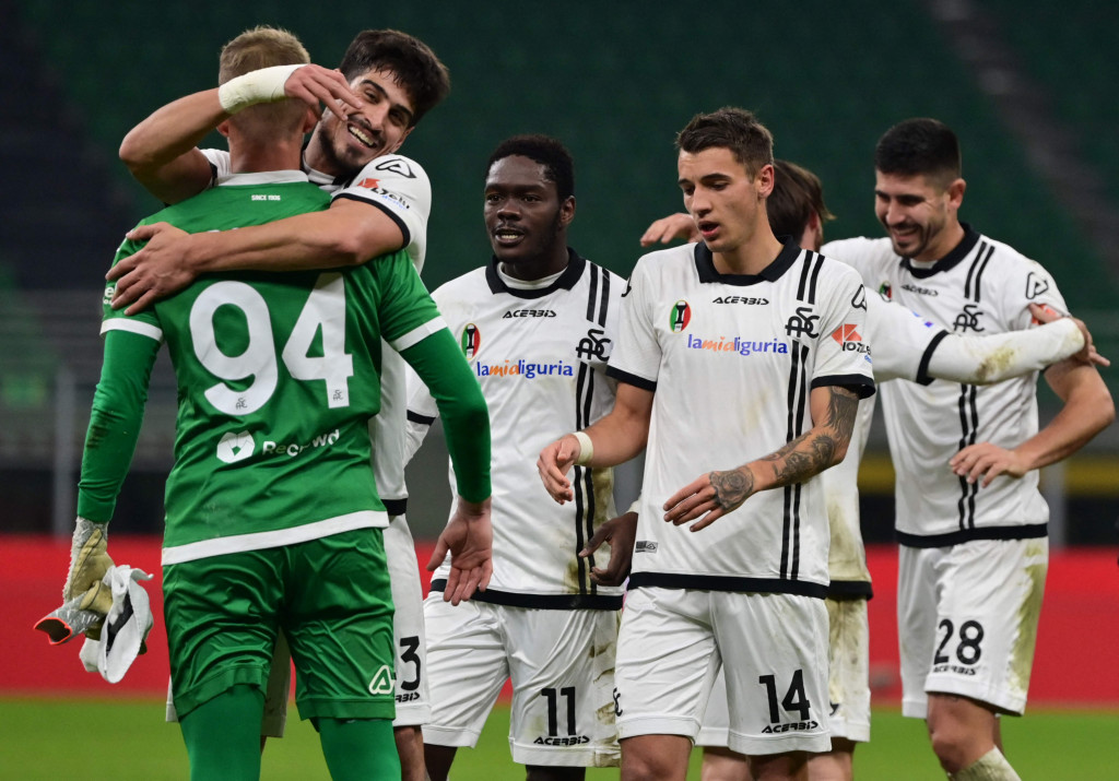 Sedangkan Spezia naik ke peringkat 14 dengan koleksi poin 22. 