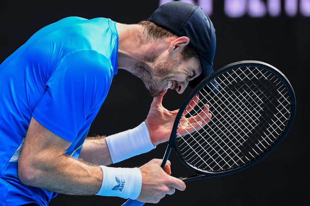 Andy Murray berhasil melaju ke babak kedua Australian Open 2022.