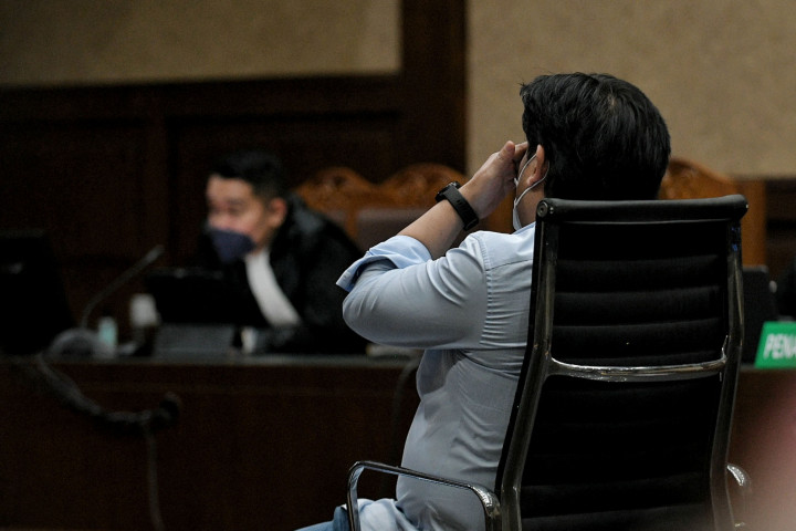 Terdakwa korupsi dana Asabri Heru Hidayat saat mengikuti sidang dengan agenda pembacaan putusan kasus korupsi Asabri oleh Majelis Hakim di Pengadilan Tipikor, Jakarta, Selasa, 18 Januari 2022. 