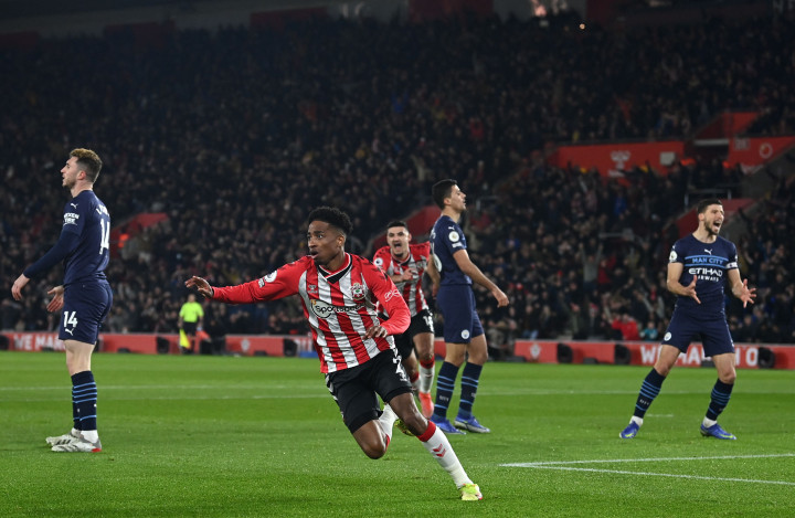 Manchester City harus puas berbagi angka 1-1 dari lawannya Southampton pada lanjutan pekan ke-23 Liga Primer Inggris 2021/2022 di Stadion St Mary's, Minggu, 23 Januari 2022, dini hari WIB.